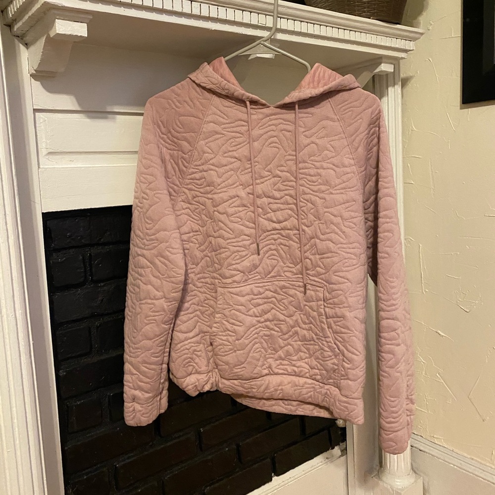 Nine West pink sweatshirt, size medium — fits like small